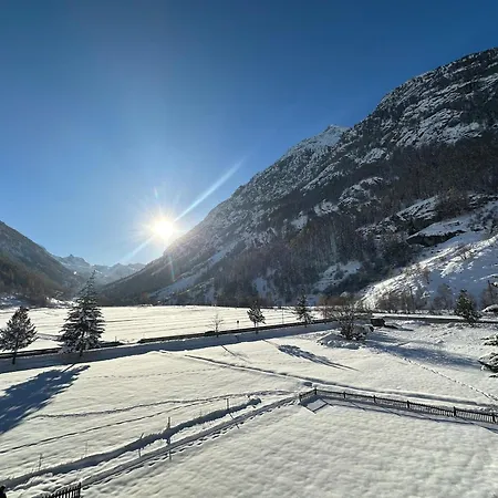 Relaxing Loft Haven Near Zermatt - Parking Free Apartment Tasch